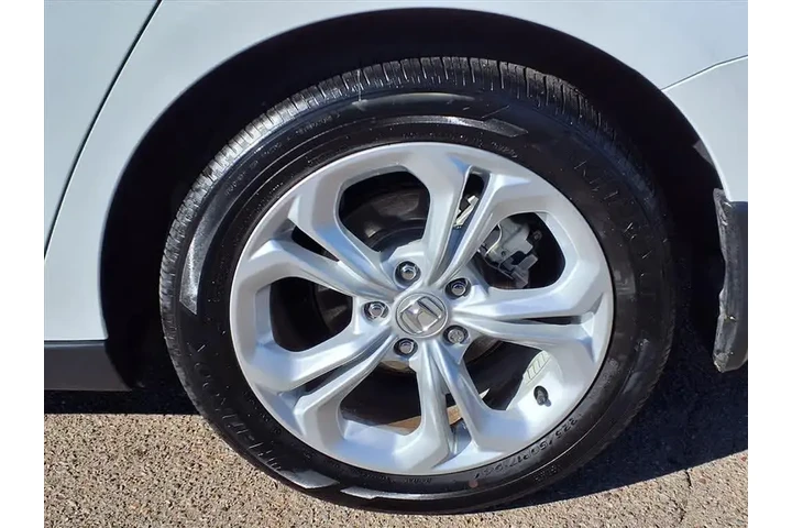 $23690 : Honda Accord 2024 LX 4dr Sed image 8