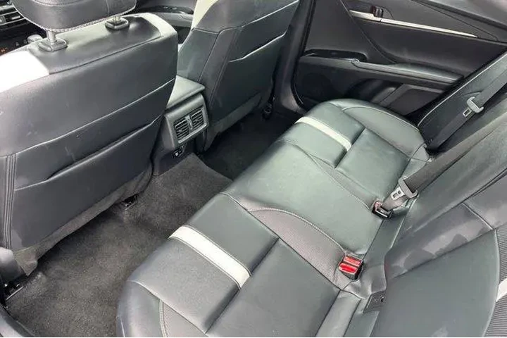 $28908 : Toyota Camry 2025 SE 4dr Sed image 4