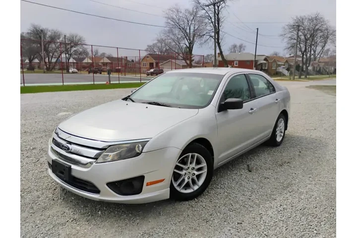 $4495 : 2012 Fusion S image 4
