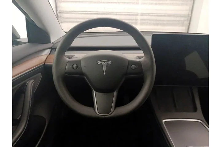 $26998 : Tesla Model 3 2023 4dr Sedan image 10