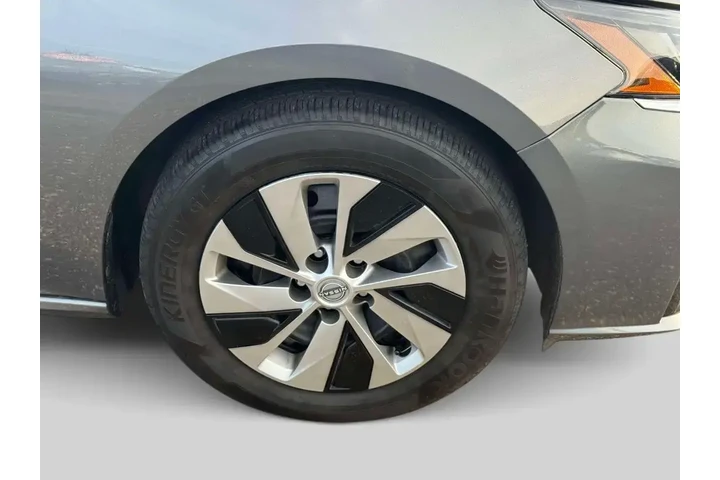 $19595 : Nissan Altima 2025 2.5 S 4dr image 8