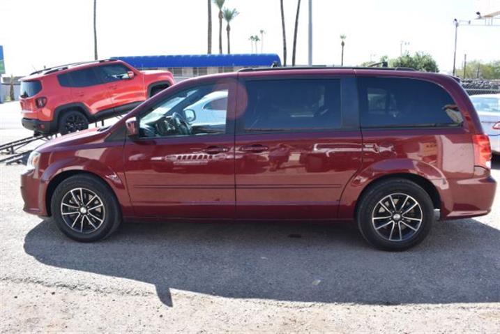 $8995 : 2017 Grand Caravan GT image 3