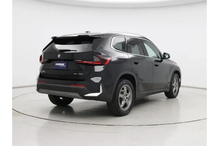 $31998 : BMW X1 2023 AWD xDrive28i 4d image 8