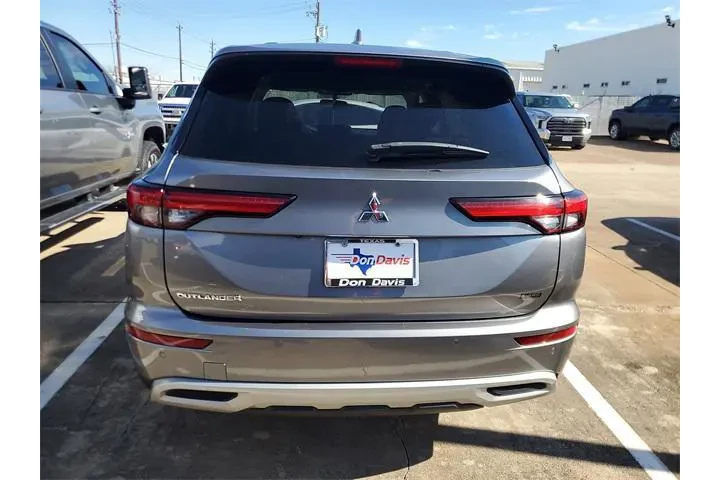 $22988 : Mitsubishi Outlander 2024 AW image 6