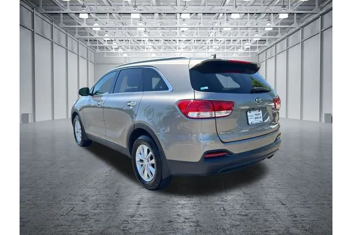 $6999 : Kia Sorento 2017 L 4dr SUV image 5