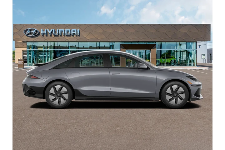 $22651 : Hyundai IONIQ 6 2024 SE 4dr image 9