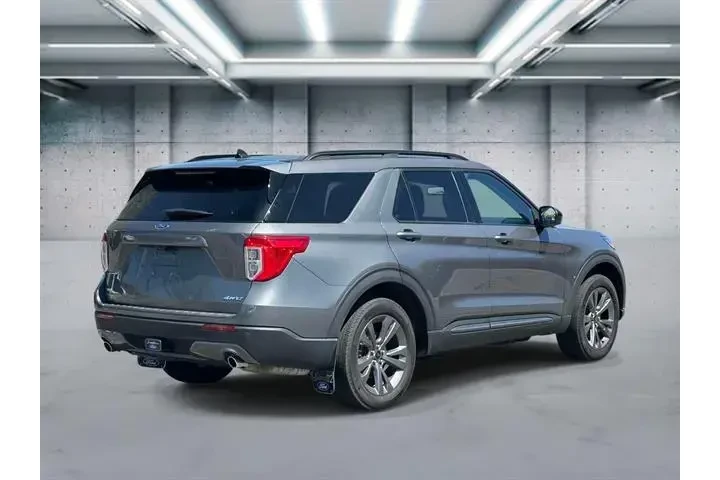 $32555 : Ford Explorer 2023 AWD XLT 4 image 5