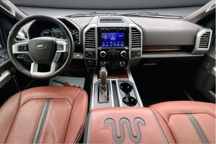 $33750 : Ford F-150 2020 4x4 King Ran image 8