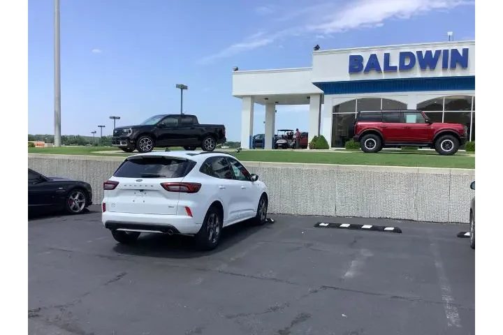 $29950 : Ford Escape Hybrid 2023 ST-L image 7