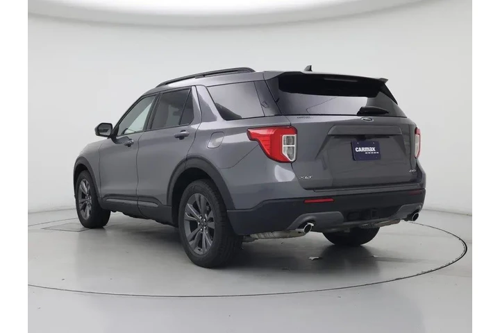 $31998 : Ford Explorer 2023 AWD XLT 4 image 2