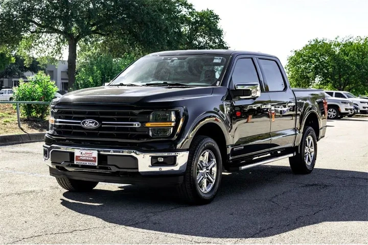 $38403 : Ford F-150 2024 4x4 XLT 4dr image 9