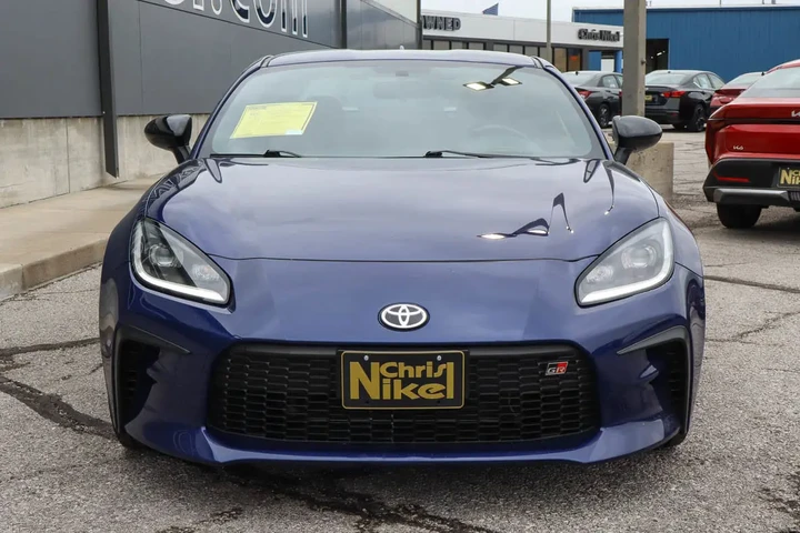 $26988 : 2022 GR86 Auto image 2