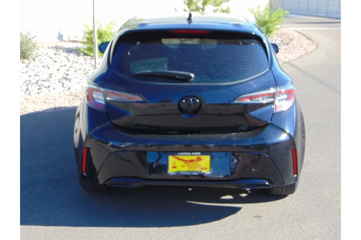 $23745 : 2021 Corolla Hatchback Nights image 5