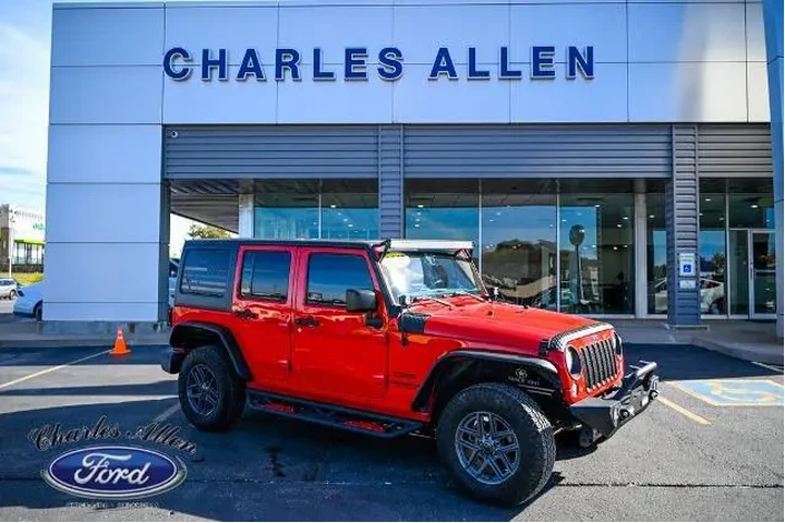 $17900 : Jeep Wrangler Unlimited 2015 image 1