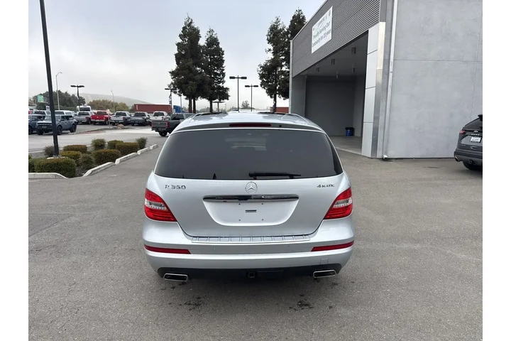$14950 : Mercedes-Benz R-Class 2012 A image 6