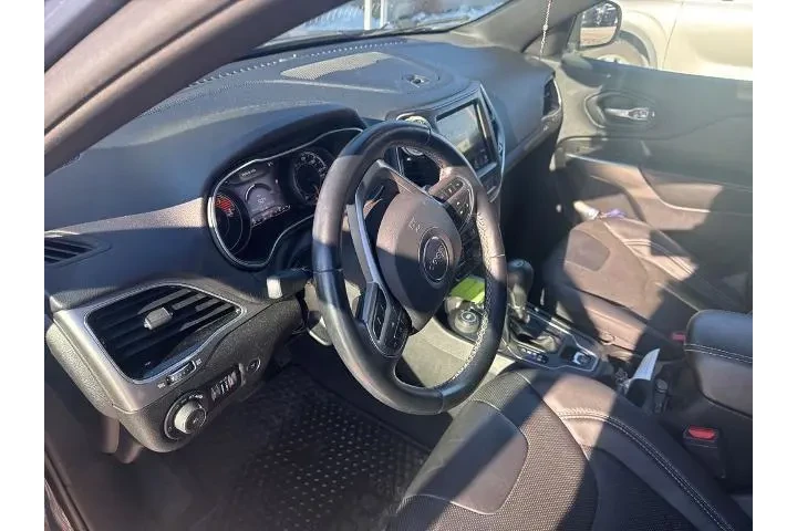 $21995 : Jeep Cherokee 2021 4x4 Latit image 3