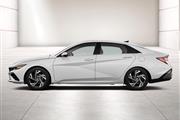 $31555 : New 2024 Hyundai ELANTRA HYBR thumbnail