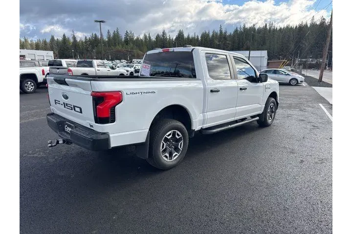 $38489 : Ford F-150 Lightning 2023 AW image 5