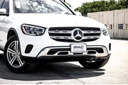 $27999 : Mercedes-Benz GLC 2022 GLC 3 thumbnail