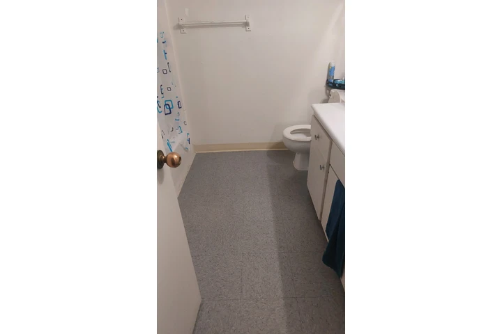 $800 : Recámara en Renta image 3