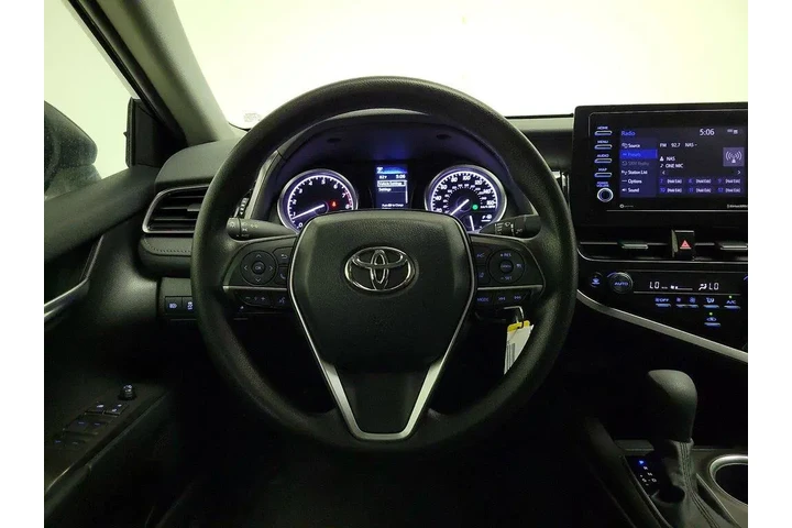 $24998 : Toyota Camry 2024 LE 4dr Sed image 10