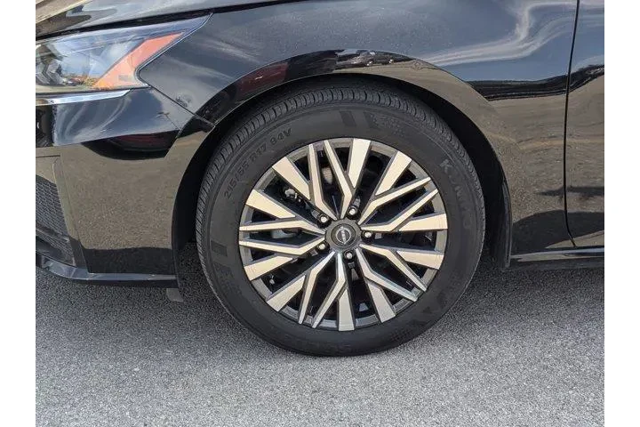 $20644 : Nissan Altima 2024 2.5 SV 4d image 10