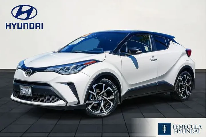 $17500 : Toyota C-HR 2020 XLE 4dr Cro image 1