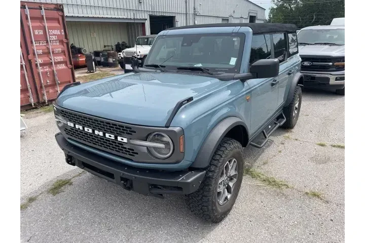 $29995 : Ford Bronco 2022 4x4 Base Ad image 2