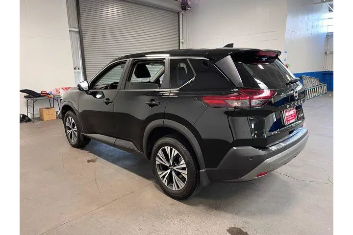 $22734 : Nissan Rogue 2022 AWD SV 4dr image 5