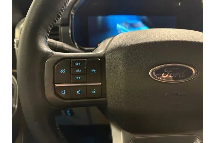 $32881 : Ford F-150 2022 4x2 Lariat 4 image 9