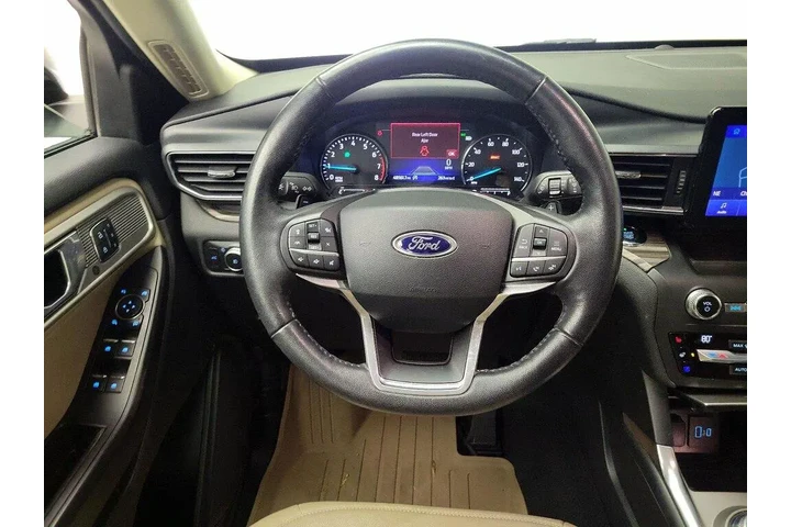 $27998 : Ford Explorer 2020 AWD Limit image 10