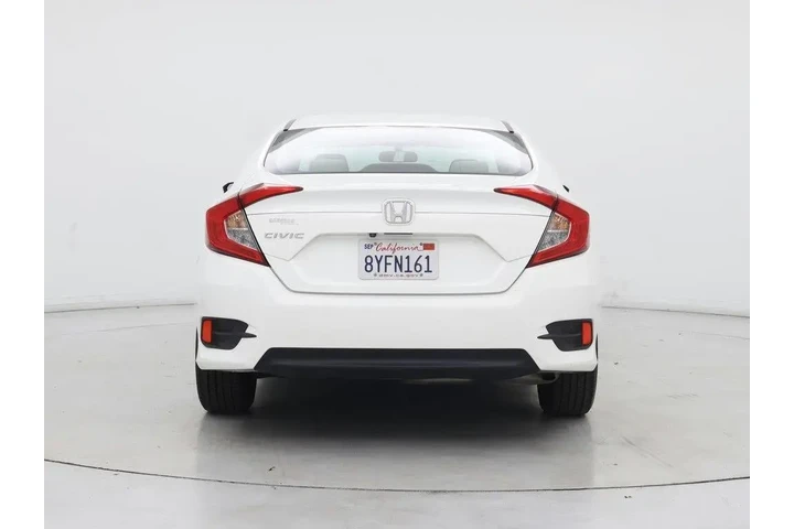 $16998 : Honda Civic 2018 LX 4dr Seda image 6