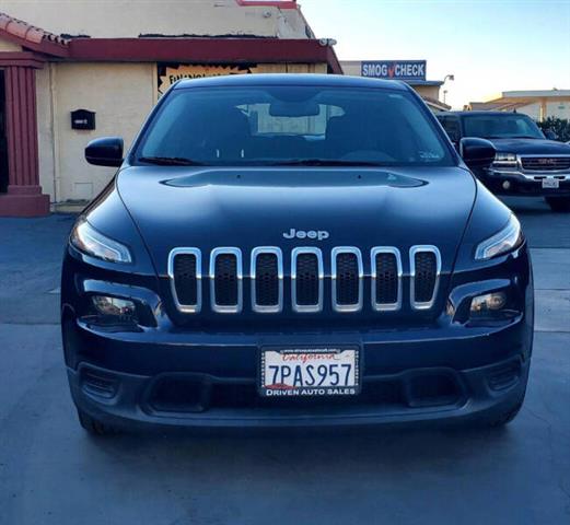 $10999 : 2015 Cherokee Sport image 1