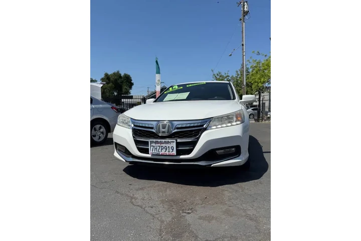2014 Accord Plug-In image 5
