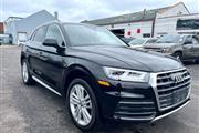 $18483 : 2018 Q5 2.0T quattro Premium thumbnail