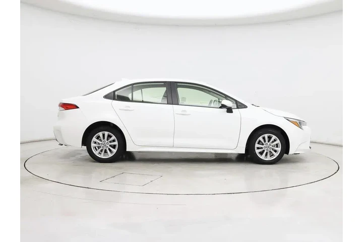 $25998 : Toyota Corolla Hybrid 2024 L image 7