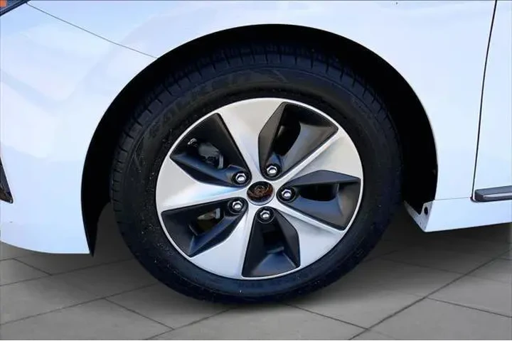 $9981 : Hyundai IONIQ Electric 2018 image 9