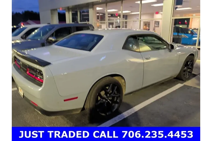 $18578 : Dodge Challenger 2020 SXT 2d image 4