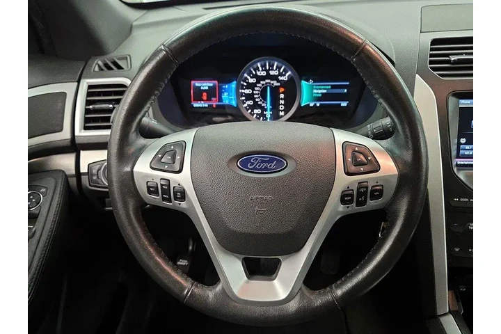 $14998 : Ford Explorer 2015 XLT 4dr S image 10