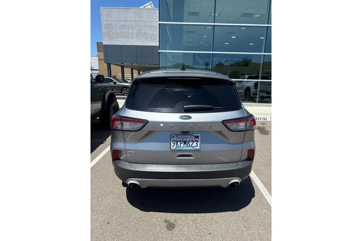 $17900 : Ford Escape 2022 SE 4dr SUV image 6