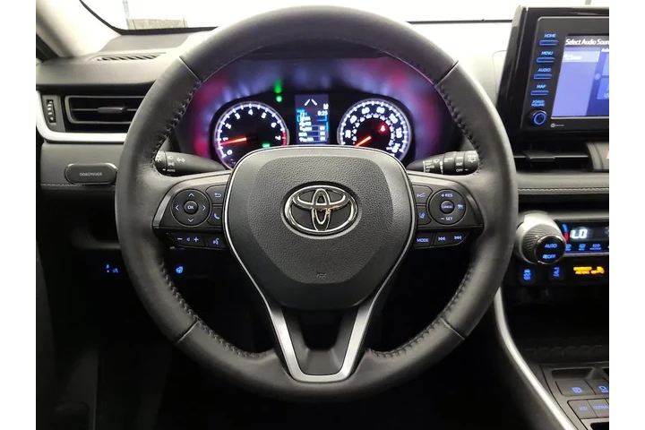 $26998 : Toyota RAV4 2022 XLE 4dr SUV image 10