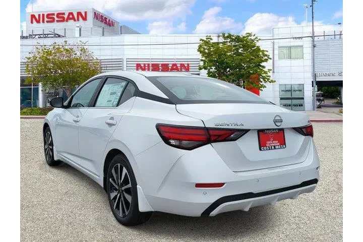 $23815 : Nissan Sentra 2025 SV 4dr Se image 4