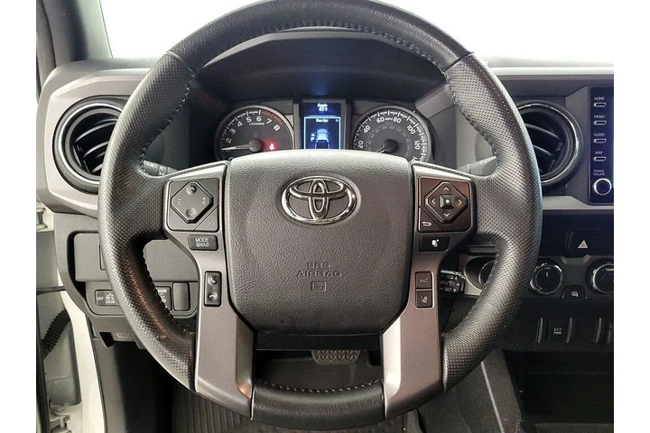 $36998 : Toyota Tacoma 2022 4x4 TRD O image 10