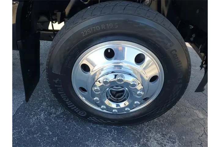 Ford F-450 Super Duty 2024 4 image 7