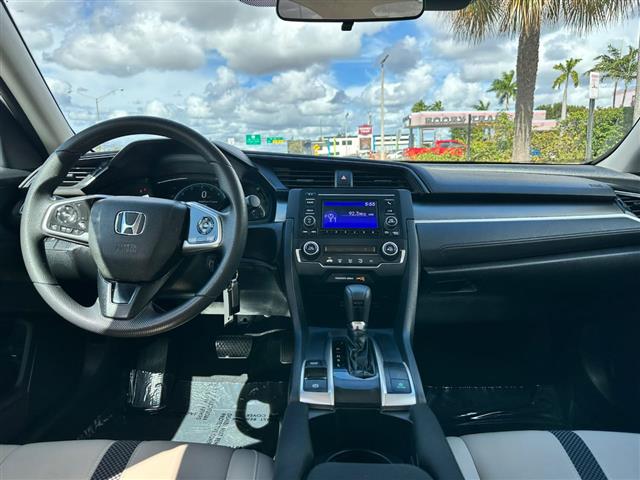 $15900 : Honda Civic en venta image 6
