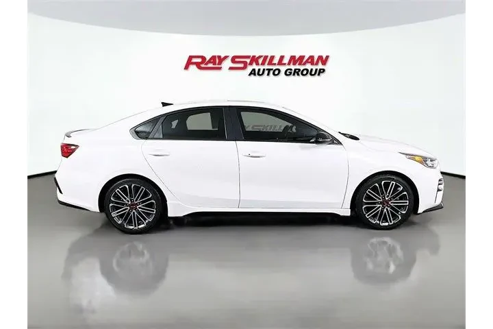 $19975 : Kia Forte 2021 GT 4dr Sedan image 8