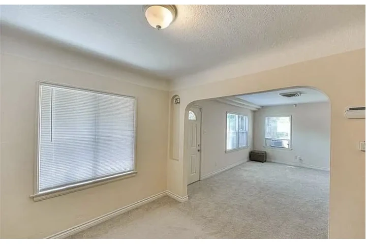 $890 : Fully Remodeled kitchen home image 6