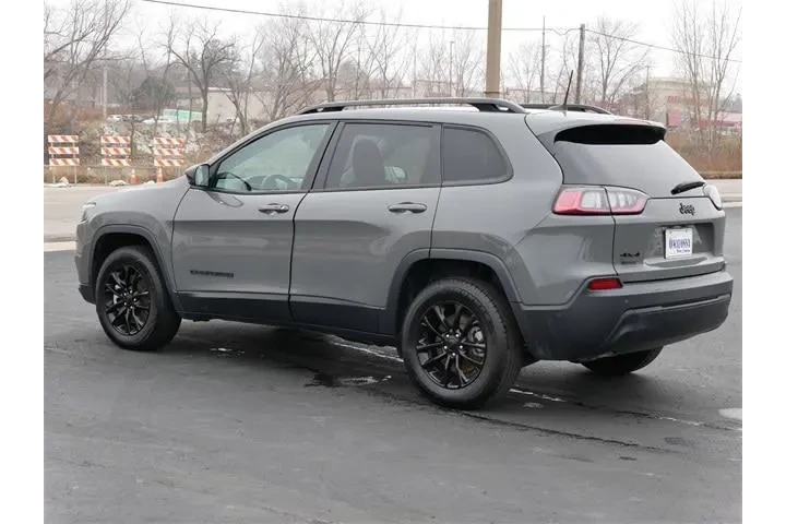 $21999 : Jeep Cherokee 2023 4x4 Altit image 3