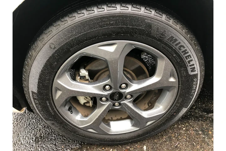 $20719 : 2023 Escape ST-Line AWD image 7