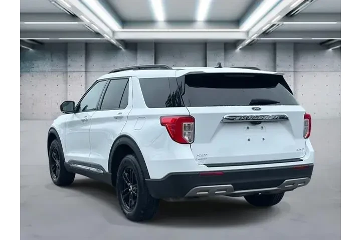 $18795 : Ford Explorer 2021 AWD XLT 4 image 6